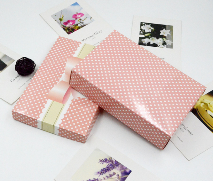 Recycling Underwear Packaging Box White Coated Paper Nice Packaging Boxes