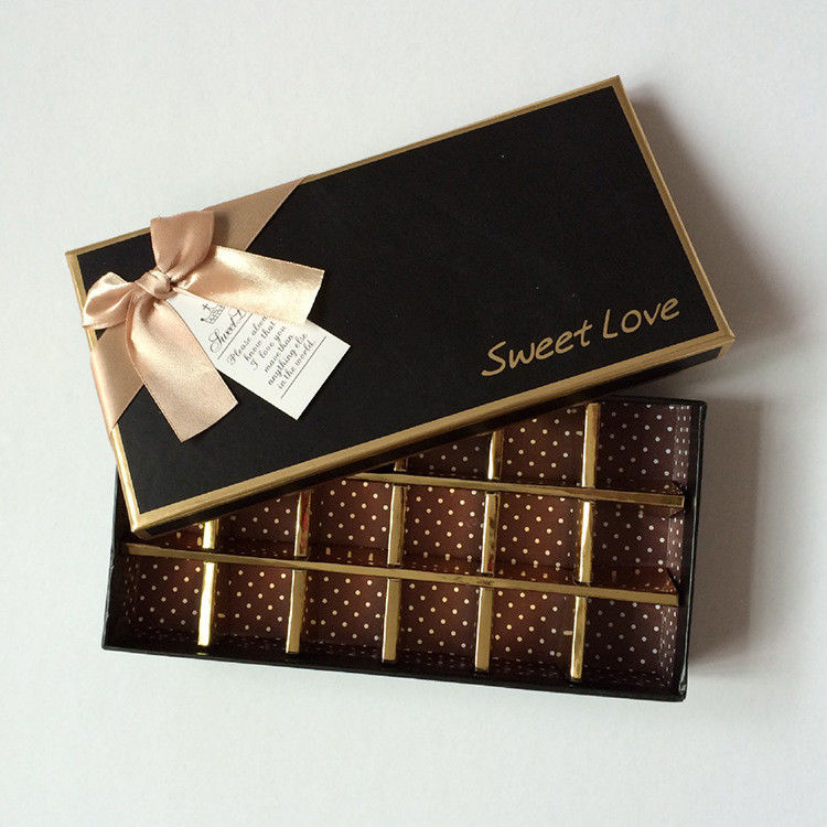 Handmade Cardboard Chocolate Packaging Gold Stamping Ribbon Screen Printing